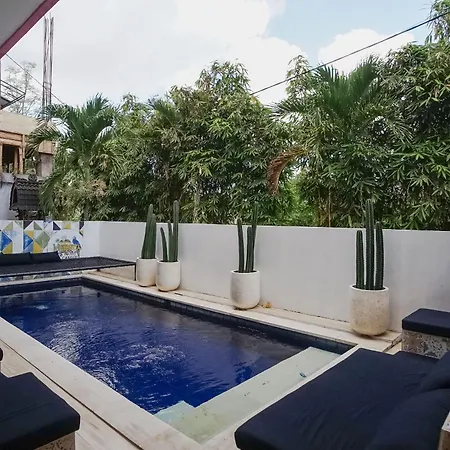 Margarita Surf Hostel Canggu