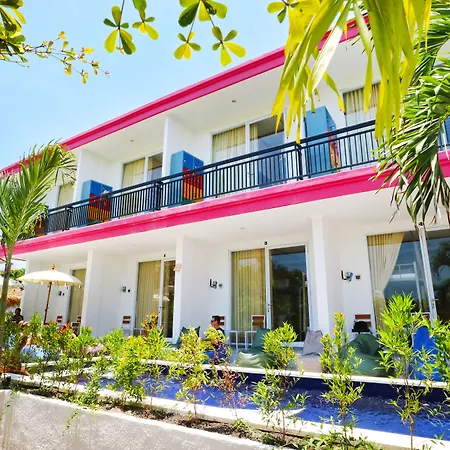 Margarita Surf Hostel Canggu